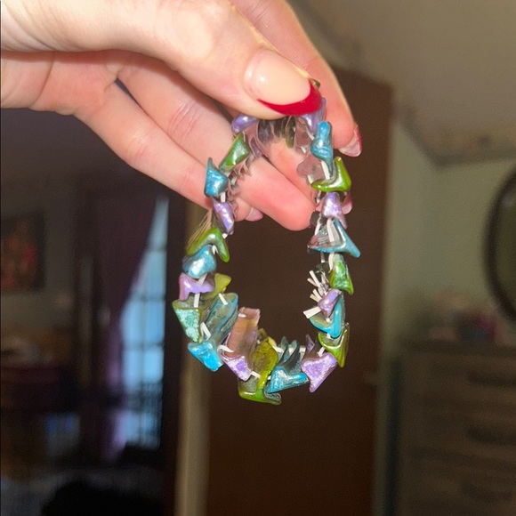 Colorful Shell Bracelet - Picture 2 of 4